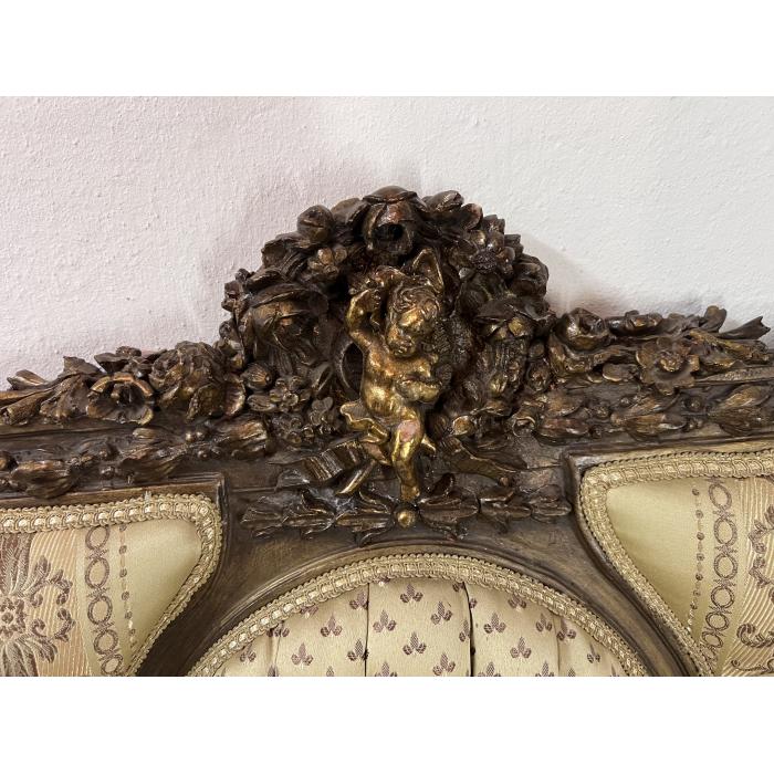 Zámecké Sofa d 135