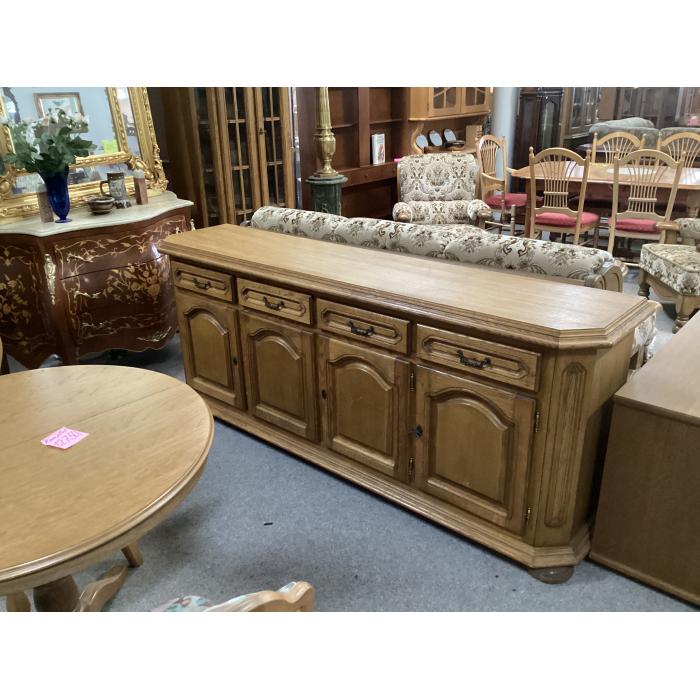 Rustikální komoda hnědá d210cm