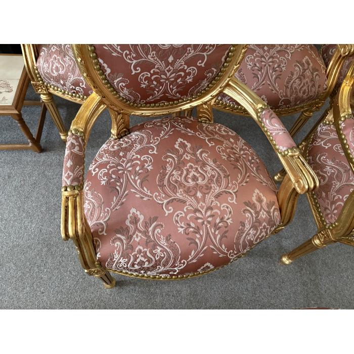 Zámecká barokní křesílka starorůžová se zlatým