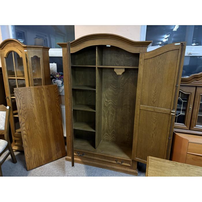 Rustikální šatní skříň D 120 cm