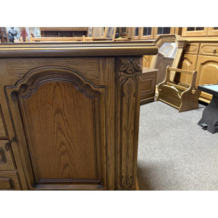 Rustikální komoda D 115 cm tmavá