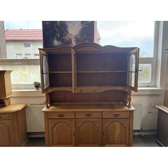 Rustikální vitrína Světlá  d 168cm