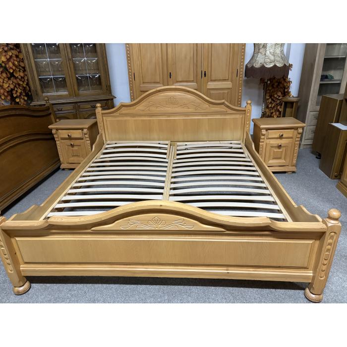 Rustikální postel světla