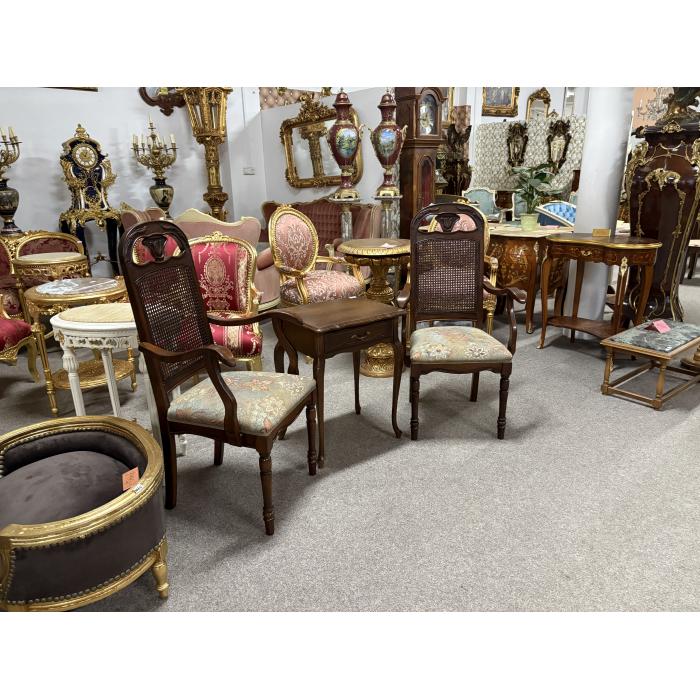 Rustikální zámecká křesílka tmavá