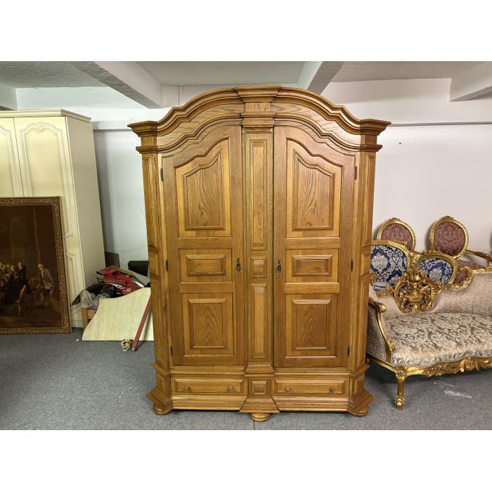 Rustikální šatní skříň d160