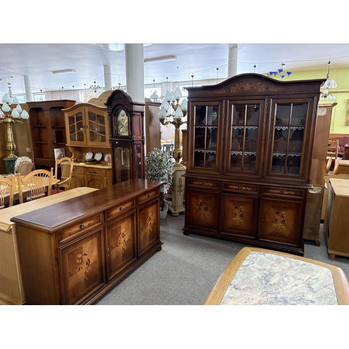 Rustikální vitrína malovaná d159cm