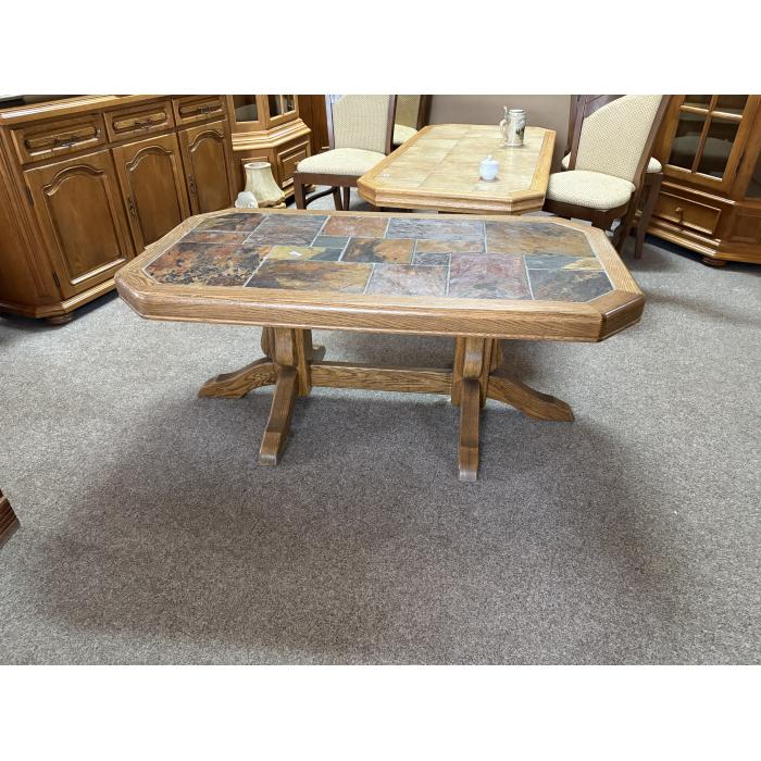 Rustikální konferenční stůl tmavý kachlový