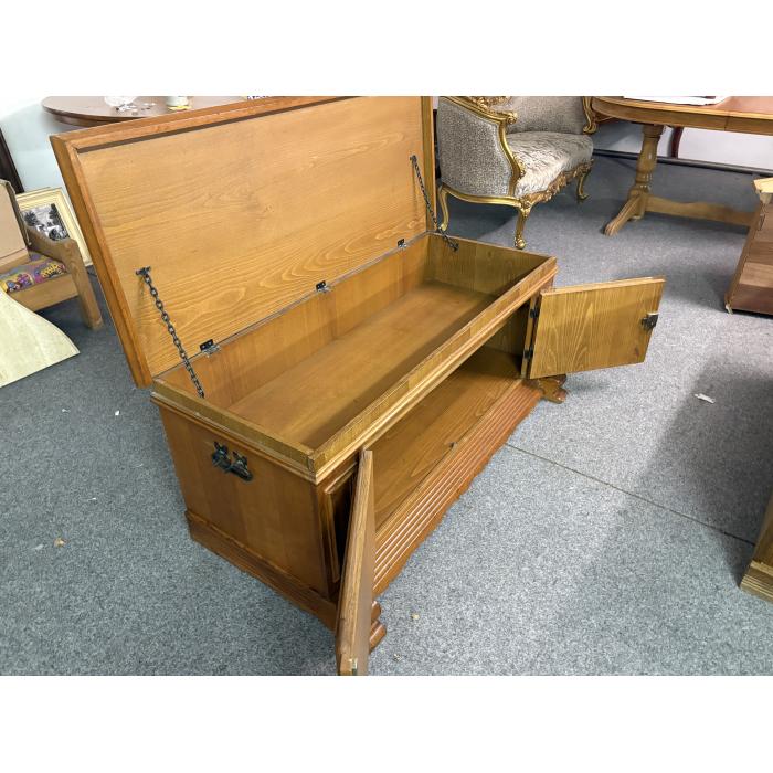 Rustikální truhla d127