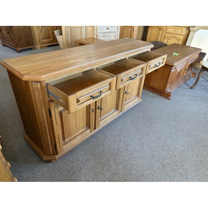 Rustikální komoda D 152