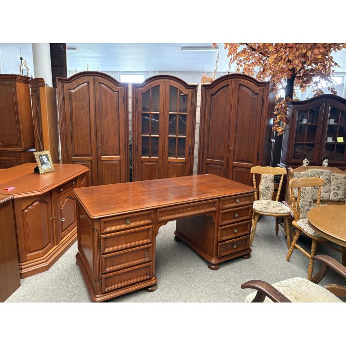 Rustikální psací stůl