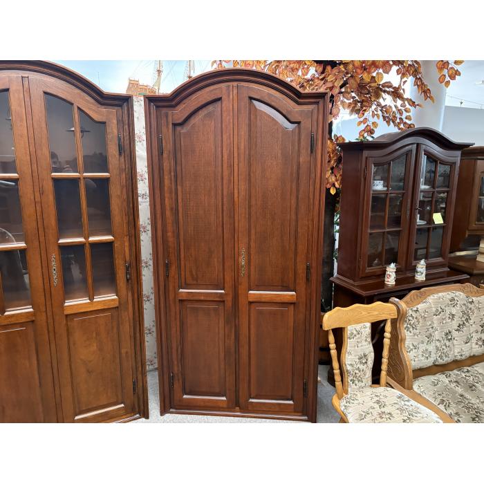 Rustikální knihovna d100