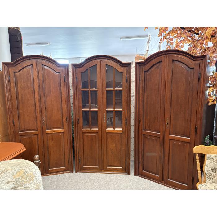 Rustikální knihovna d100